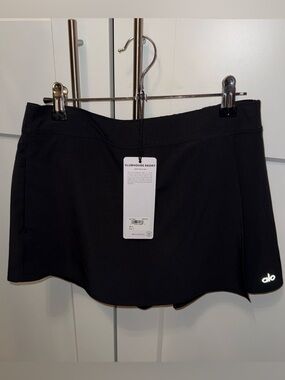 ALO Yoga Black Clubhouse Skort size small